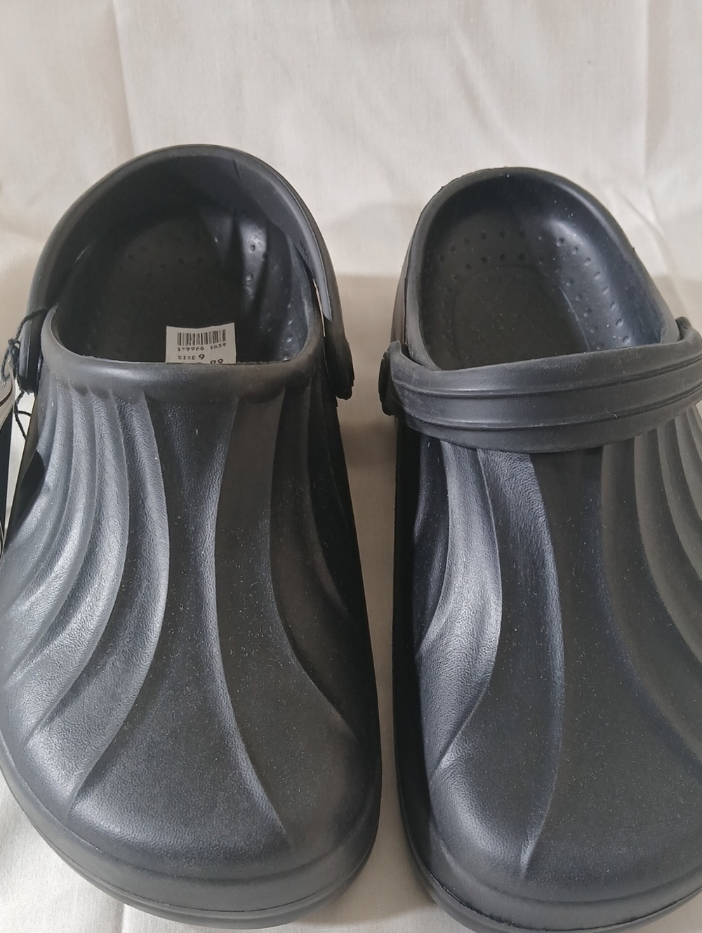 Men's Black Slip-On Closed-Toe Clog with Adjustable Heel Strap size M-7 9-w